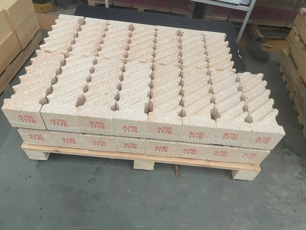Briques réfractaires à haute teneur en aluminium, chrome et zircon pour applications à haute température SK-36