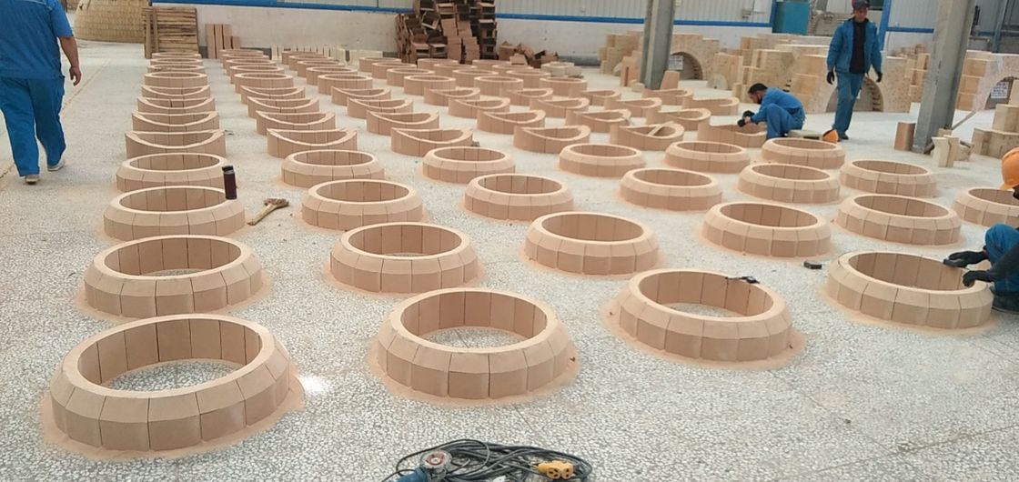 Bas Rate High Alumina Standard Brick linéaire de réchauffage LZ75 très utilisé pour le fourneau chaud de souffle